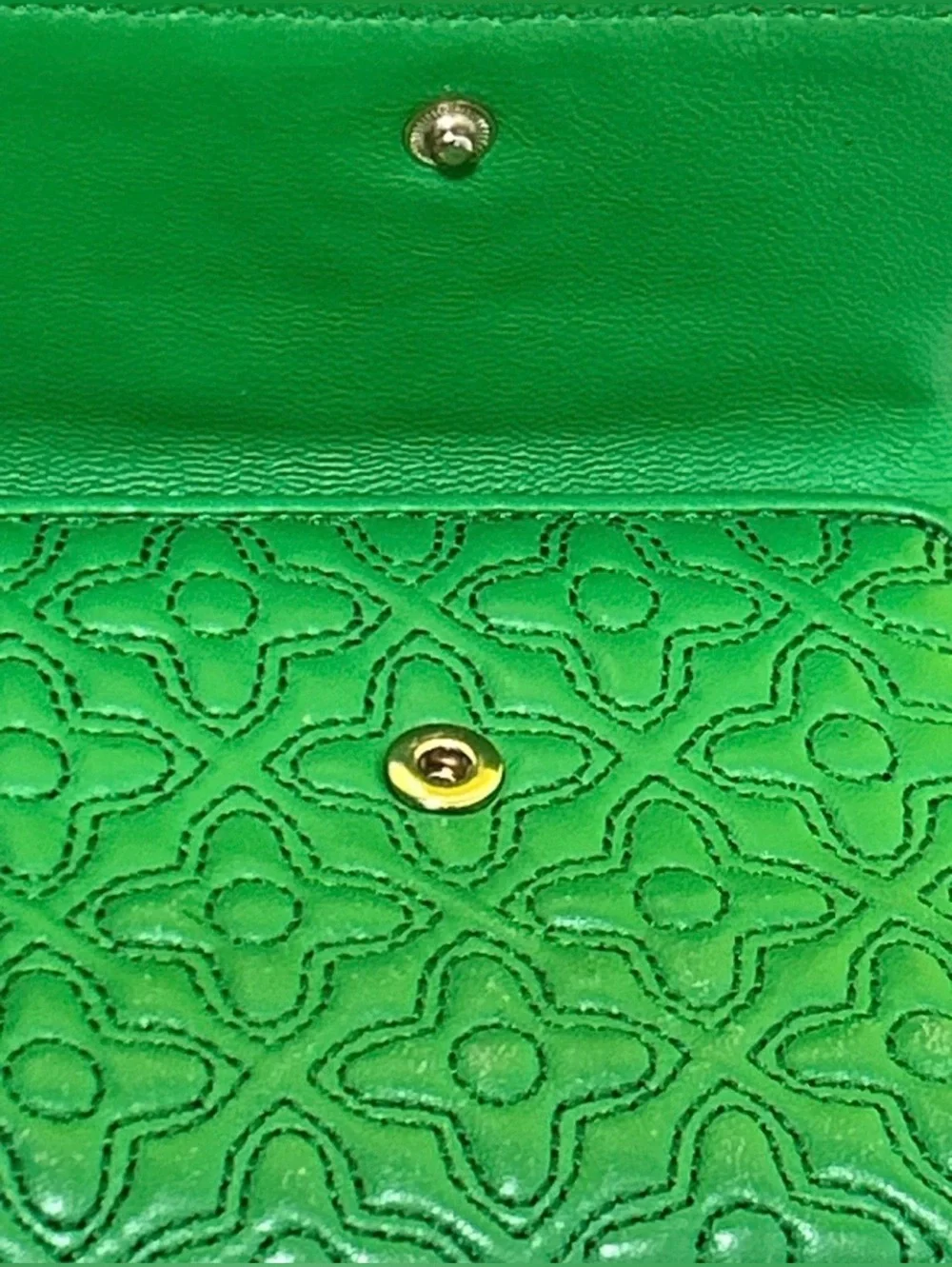 Tory Burch Green Leather Embossed Bifold Wallet
